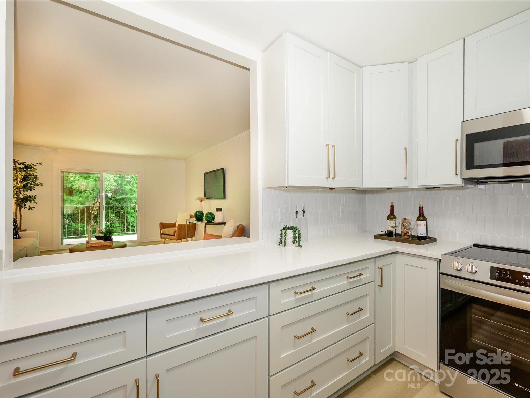 4754 Hedgemore Drive, Unit E Charlotte, NC 28209 - Photo 11 of 28