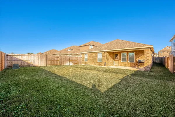 $2,200 | 32627 Dew Crest Street, Fulshear, TX 77423