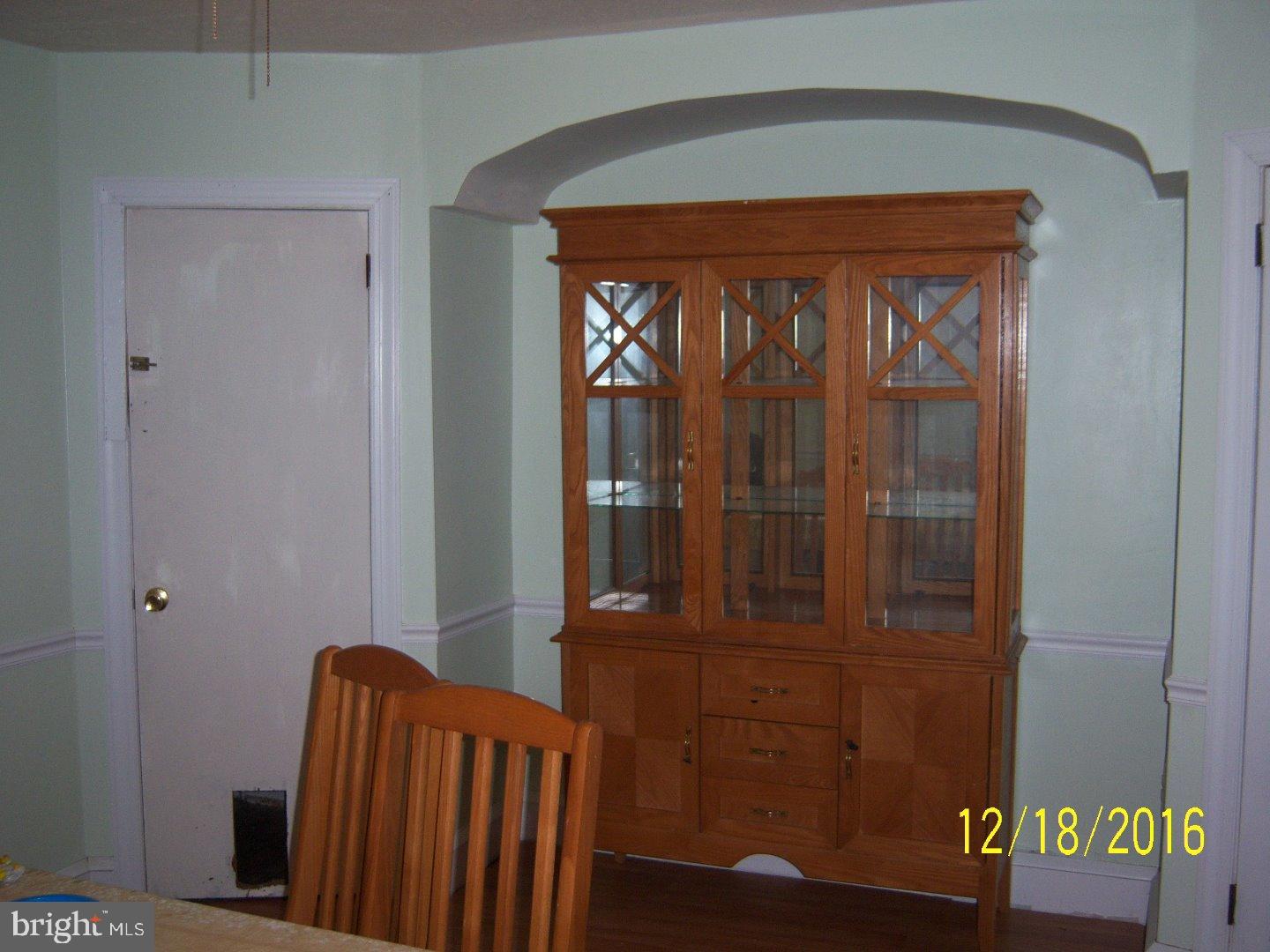 291 Copley Road Upper Darby, PA 19082 - Photo 6 of 22 Dining Room