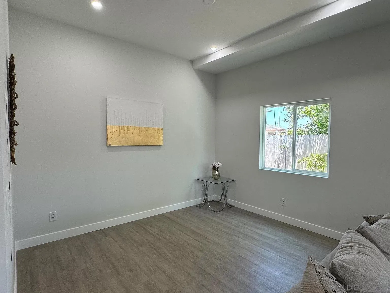 1064 11th Street, Unit 2 Imperial Beach, CA 91932 - Photo 6 of 10 an empty room with a window