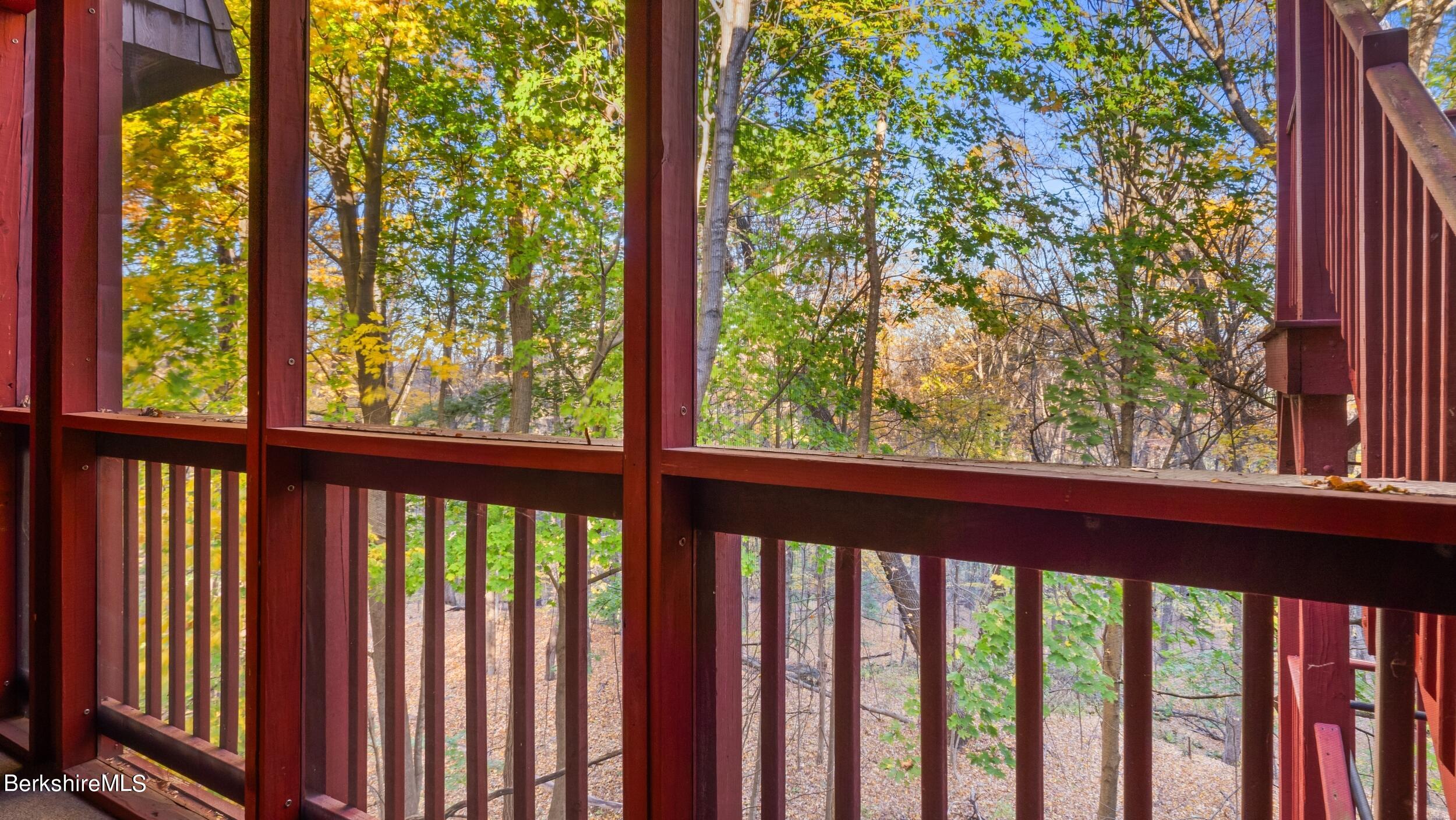 260 Pittsfield Road, Unit F15 Lenox, MA 01240 - Photo 16 of 20 LRDSC06655
