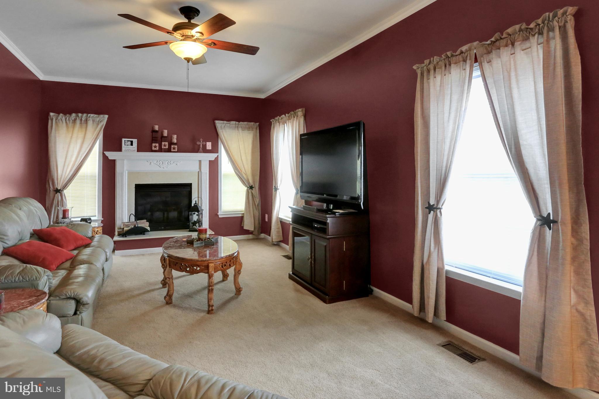 12459 Pittman Road Mercersburg, PA 17236 - Photo 11 of 27 Family Room