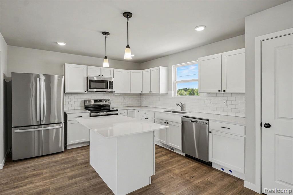 6030 Lahring Road Linden, MI 48451 - Photo 5 of 36