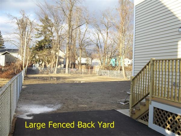 140 Pendleton Avenue Springfield, MA 01109 - Photo 15 of 17 Gallery Image 15