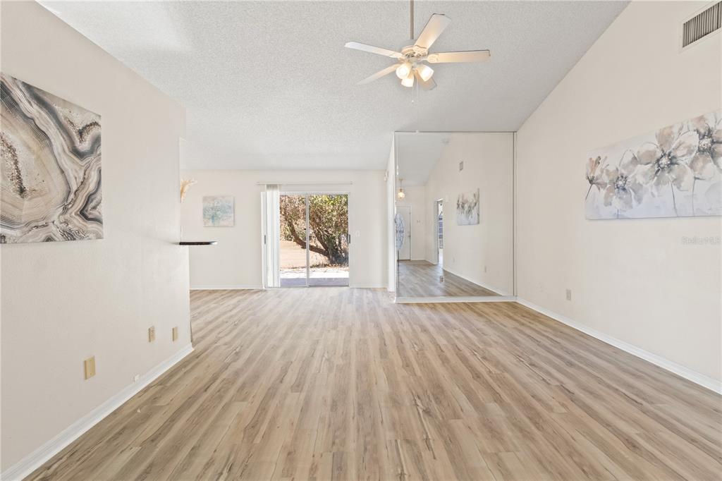 603 Sand Ridge Drive Valrico, FL 33594 - Photo 11 of 45