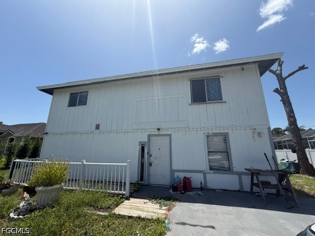 8096 Albatross Road Fort Myers, FL 33967 - Photo 1 of 25