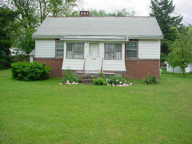 19 Phillips Road Rensselaer, NY 12144 - Photo 2 of 5 Photo 2