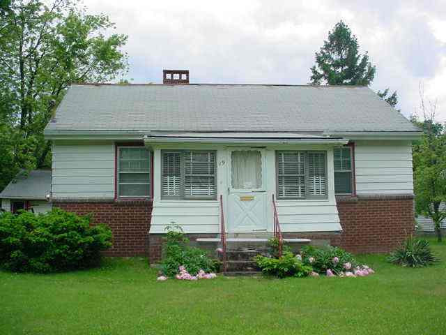 19 Phillips Road Rensselaer, NY 12144 - Photo 5 of 5 Photo 5