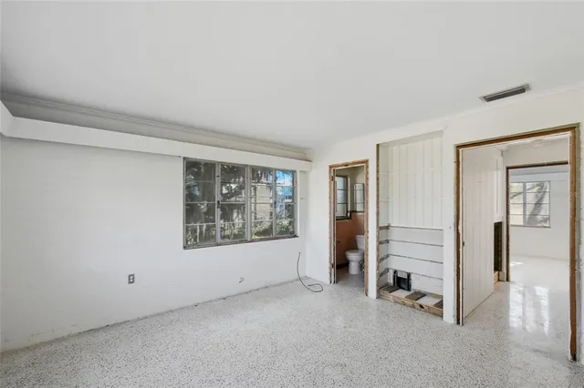 $1,295,000 | 514 77th Street, Holmes Beach, FL 34217