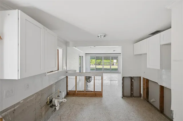 $1,295,000 | 514 77th Street, Holmes Beach, FL 34217