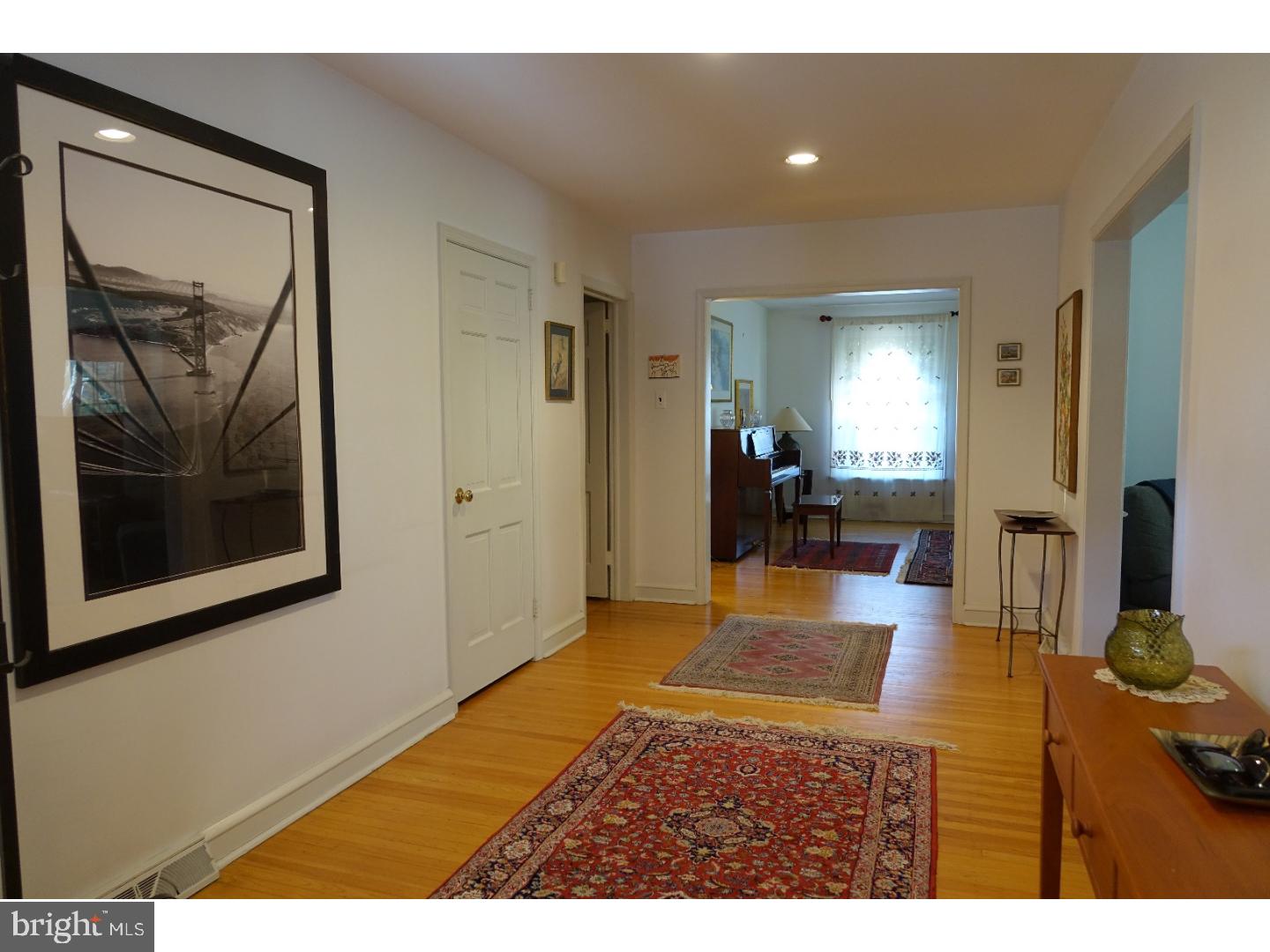 1121 Club House Road Gladwyne, PA 19035 - Photo 3 of 18 Foyer