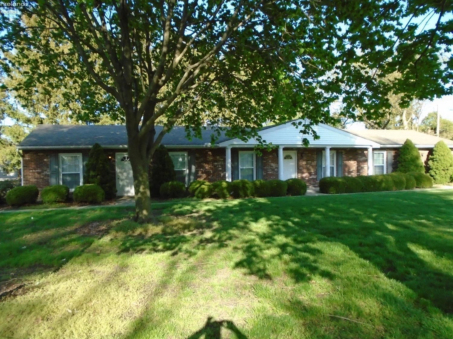 6211 Milan Road Sandusky, OH 44870 - Photo 2 of 9 Gallery Image 2