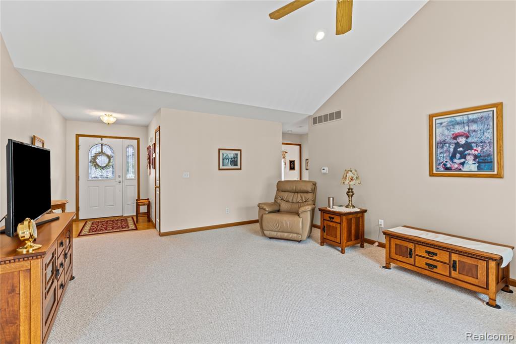 3399 North Gale Road Davison, MI 48423 - Photo 18 of 63