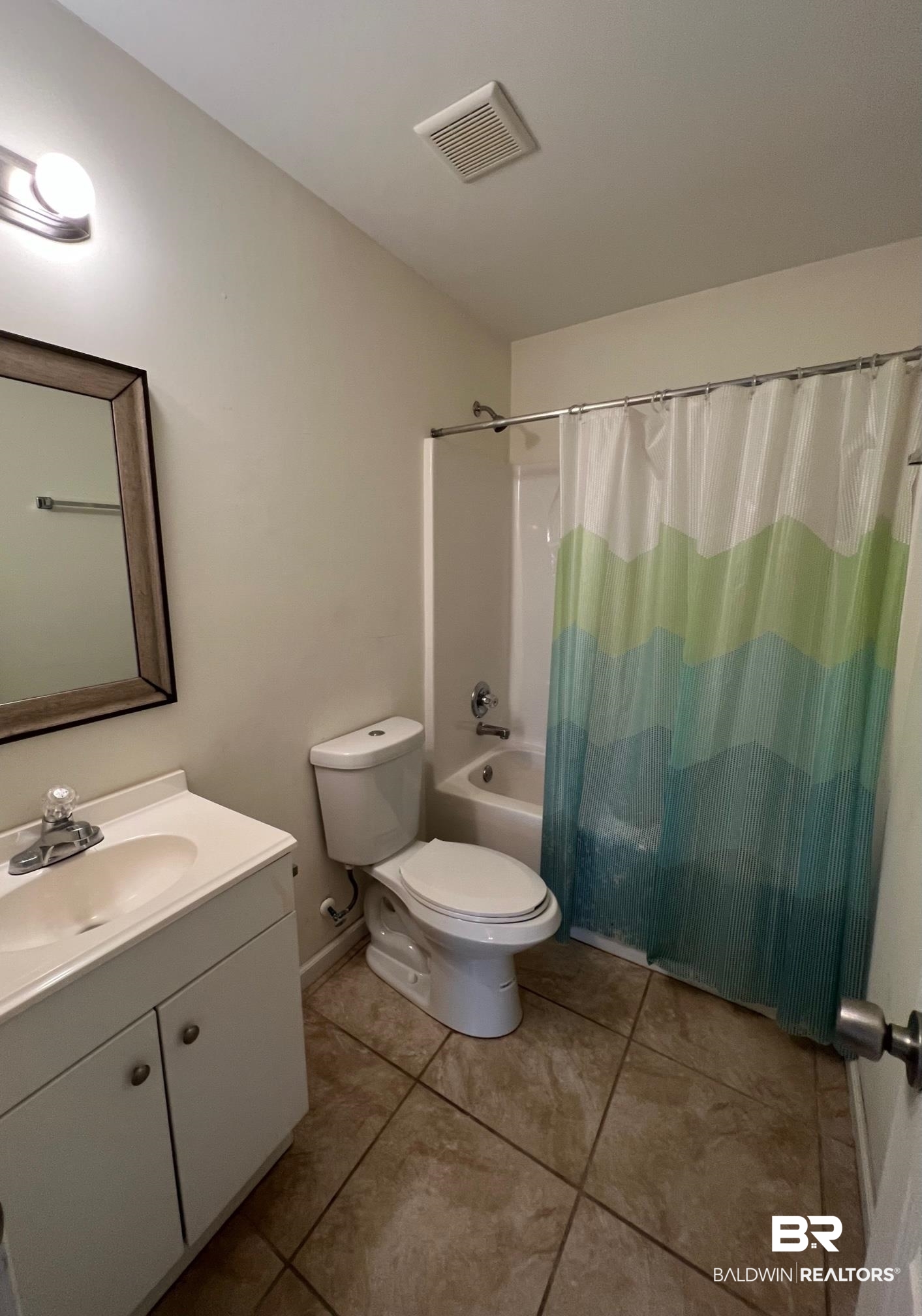 15173 Marem Drive Foley, AL 36535 - Photo 6 of 14 Bathroom 1