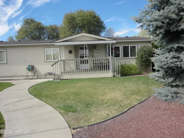 $269,500 | 3701 Gun Club Road, Unit 111, Yakima, WA 98901