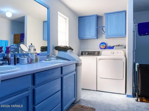 $269,500 | 3701 Gun Club Road, Unit 111, Yakima, WA 98901