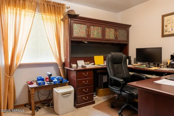$269,500 | 3701 Gun Club Road, Unit 111, Yakima, WA 98901