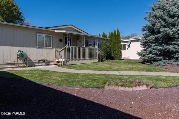 $269,500 | 3701 Gun Club Road, Unit 111, Yakima, WA 98901