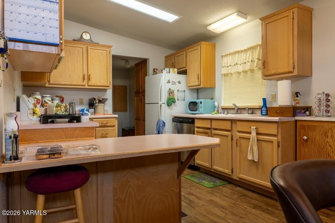3701 Gun Club Road, Unit 111 Yakima, WA 98901 - Photo 7 of 30 kitchen