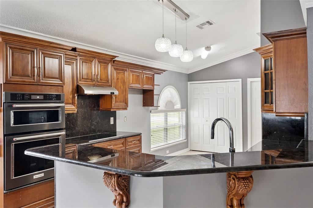 1008 Old Barn Road Orlando, FL 32825 - Photo 4 of 23