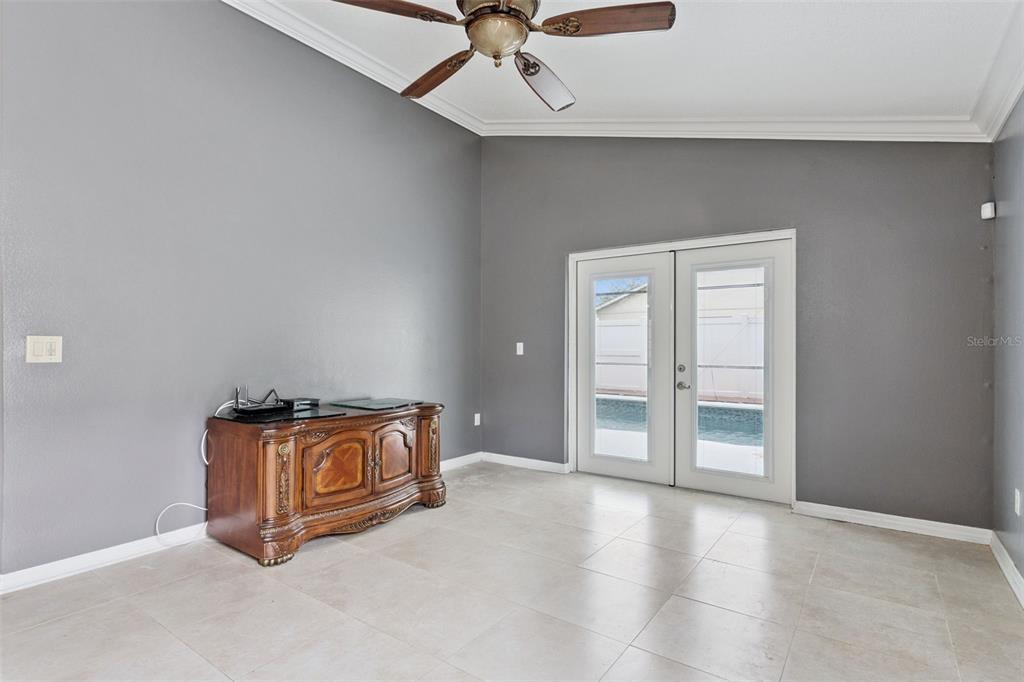 1008 Old Barn Road Orlando, FL 32825 - Photo 5 of 23