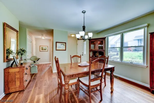 $475,000 | 11 Park Edge, Berkeley Heights, NJ 07922