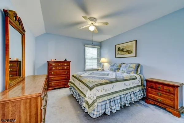 $475,000 | 11 Park Edge, Berkeley Heights, NJ 07922