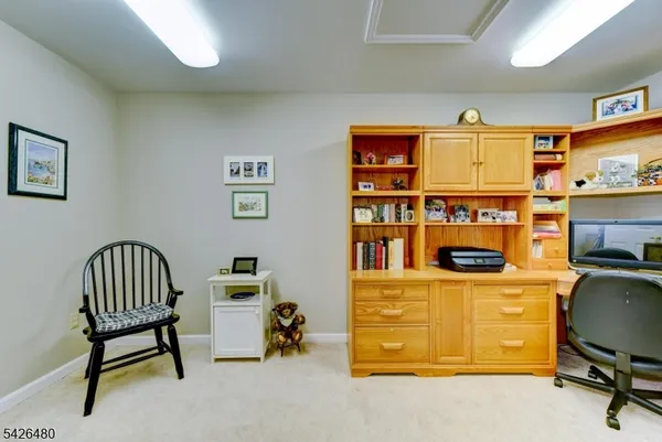 $475,000 | 11 Park Edge, Berkeley Heights, NJ 07922