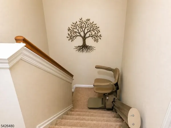 $475,000 | 11 Park Edge, Berkeley Heights, NJ 07922