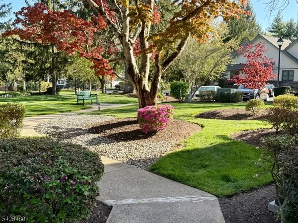 $475,000 | 11 Park Edge, Berkeley Heights, NJ 07922