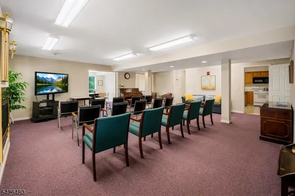 $475,000 | 11 Park Edge, Berkeley Heights, NJ 07922