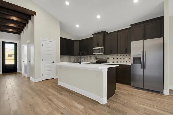 $2,400 | 151 Kawainui Lane, Bastrop, TX 78602