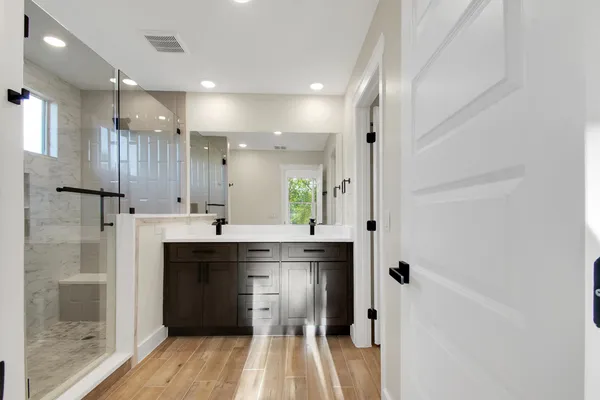 $2,400 | 151 Kawainui Lane, Bastrop, TX 78602