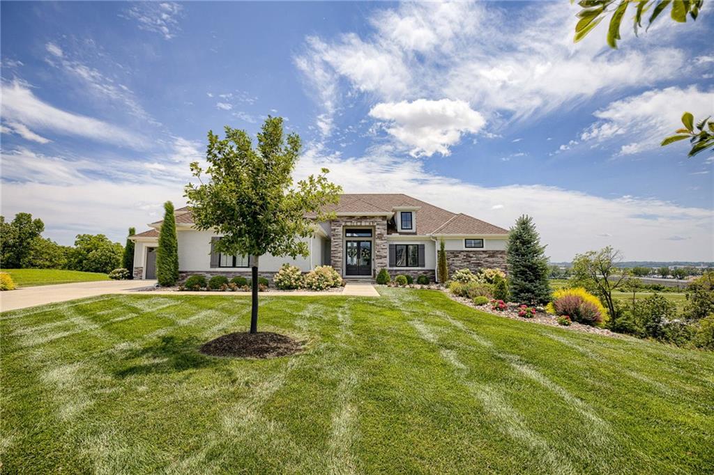 4150 Palisades Point Riverside, MO 64150 - Photo 2 of 70