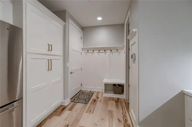 $1,999,950 | 4150 Palisades Point, Riverside, MO 64150