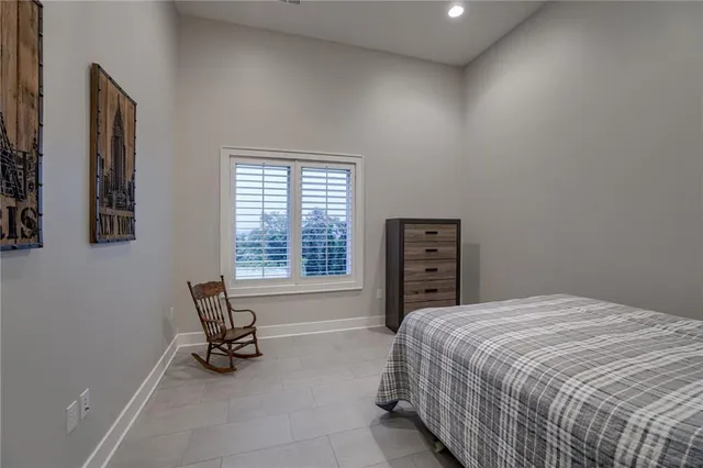 $1,999,950 | 4150 Palisades Point, Riverside, MO 64150