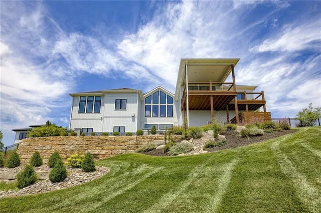 $1,999,950 | 4150 Palisades Point, Riverside, MO 64150