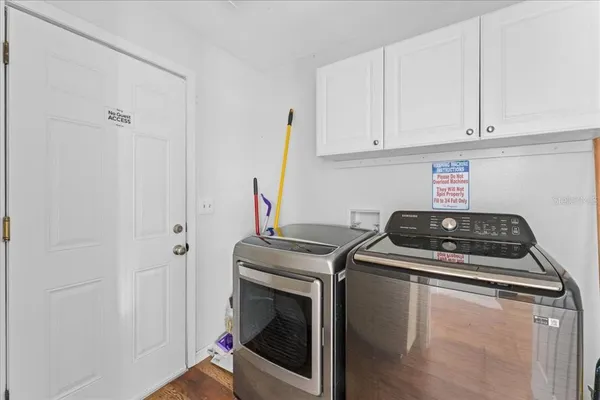 $349,900 | 905 Stratford Manor Drive, Brandon, FL 33510