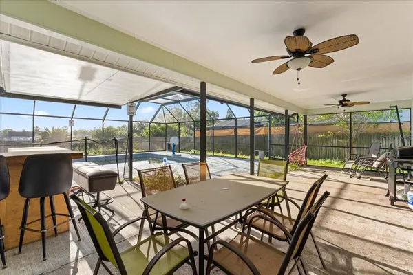 $349,900 | 905 Stratford Manor Drive, Brandon, FL 33510