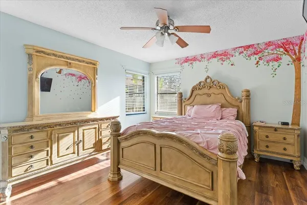 $349,900 | 905 Stratford Manor Drive, Brandon, FL 33510