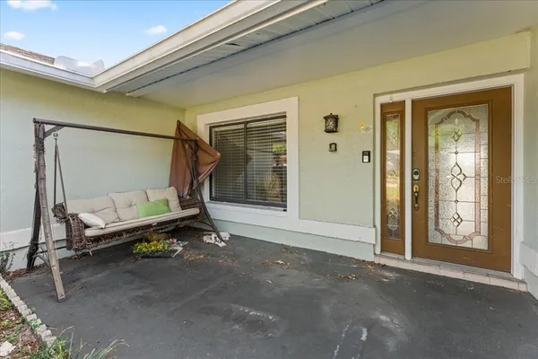 $349,900 | 905 Stratford Manor Drive, Brandon, FL 33510