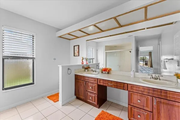 $349,900 | 905 Stratford Manor Drive, Brandon, FL 33510