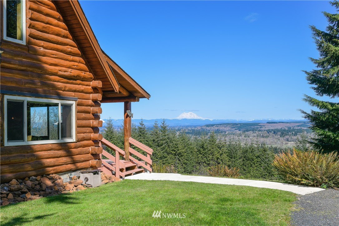 417 Agren Road Castle Rock, WA 98611 - Photo 3 of 40 Gallery Image 3