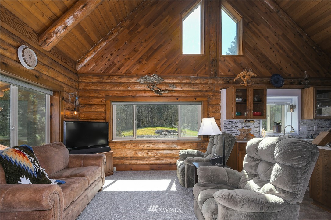 417 Agren Road Castle Rock, WA 98611 - Photo 9 of 40 Gallery Image 9