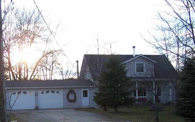5555 Cribbins Road Avoca, MI 48006 - Photo 1 of 15 31067283.JPG