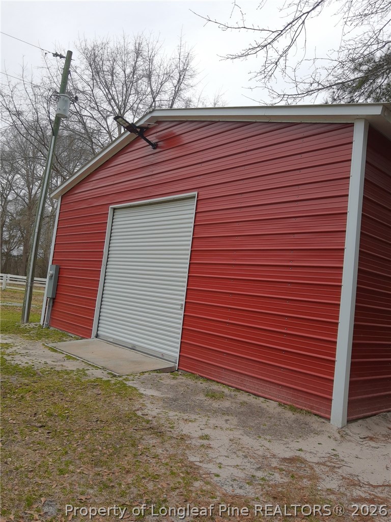 732 County Line Road Roseboro, NC 28382 - Photo 27 of 30 a backyard of a house
