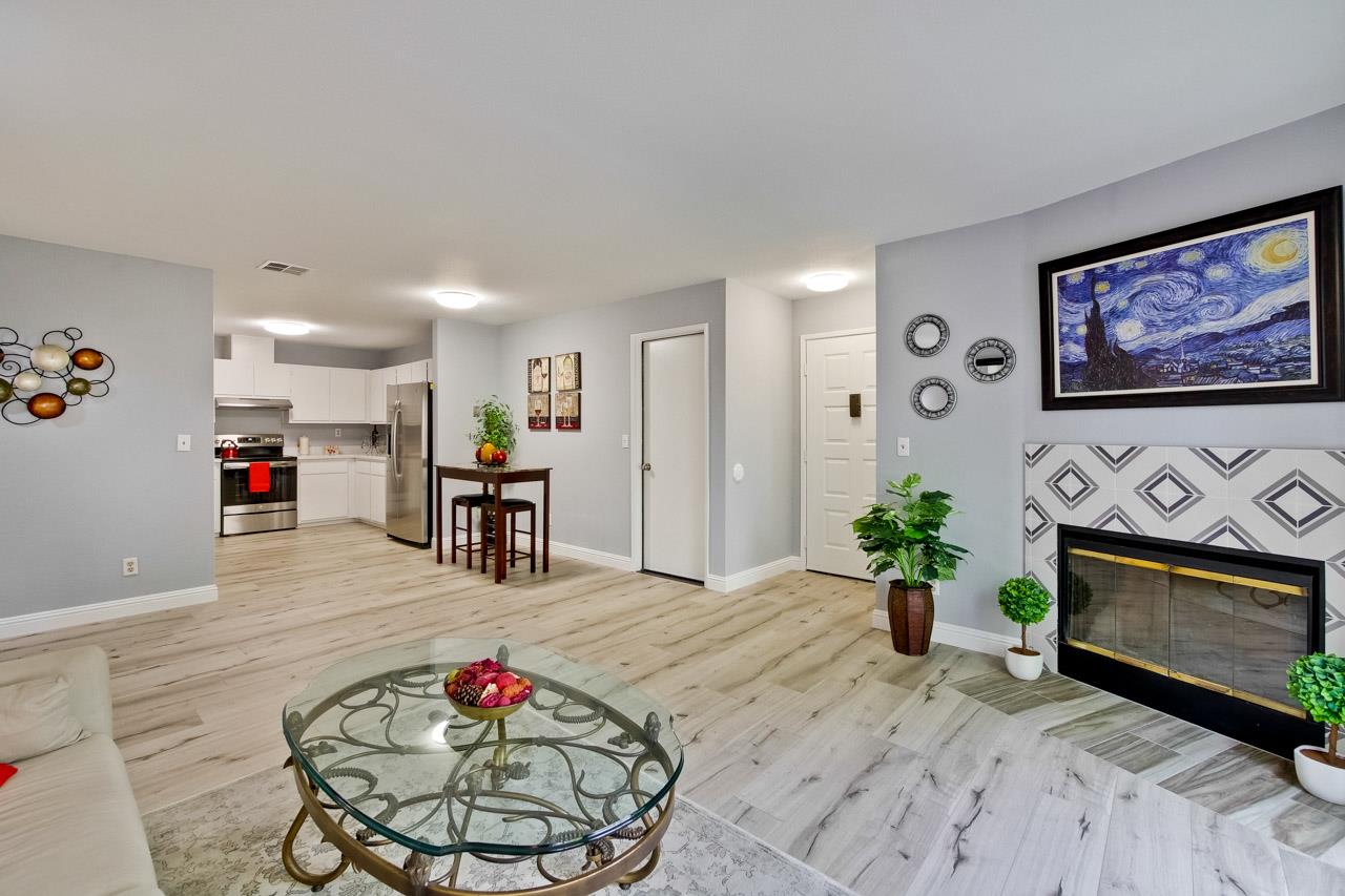 11 Raintree Court, Unit 16 Hayward, CA 94544 - Photo 3 of 33 Gallery Image 3