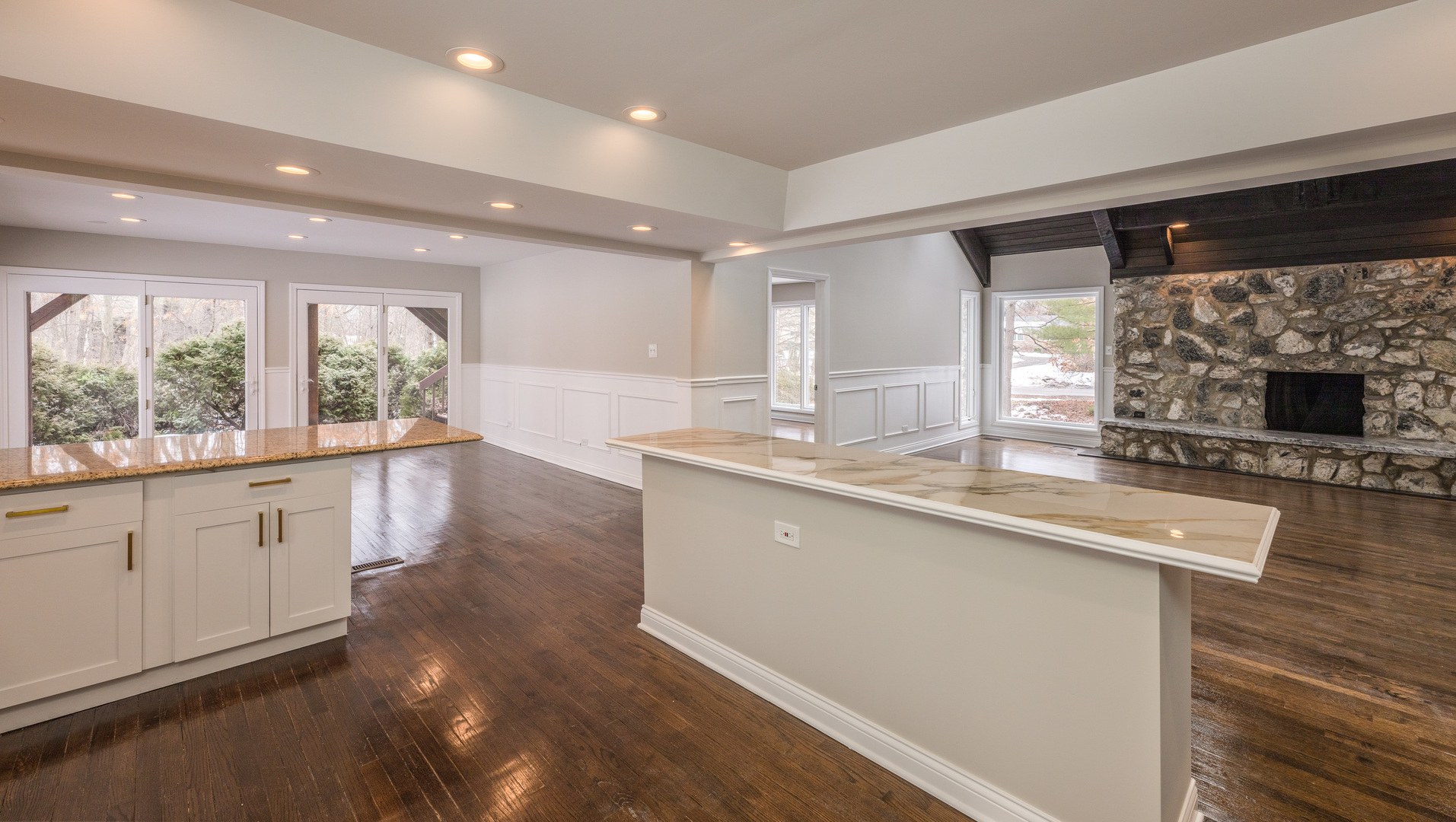 129 Cornwall Drive Crete, IL 60417 - Photo 13 of 52 a large kitchen with granite countertop a large window and a sink