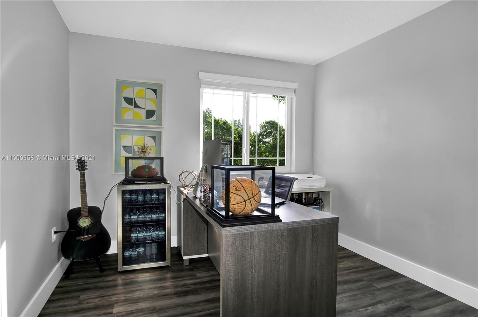 West Esplanade Hialeah, FL 33015 - Photo 24 of 44