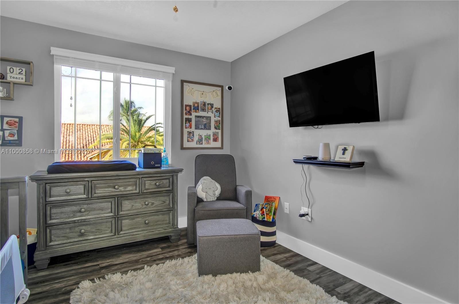 West Esplanade Hialeah, FL 33015 - Photo 26 of 44